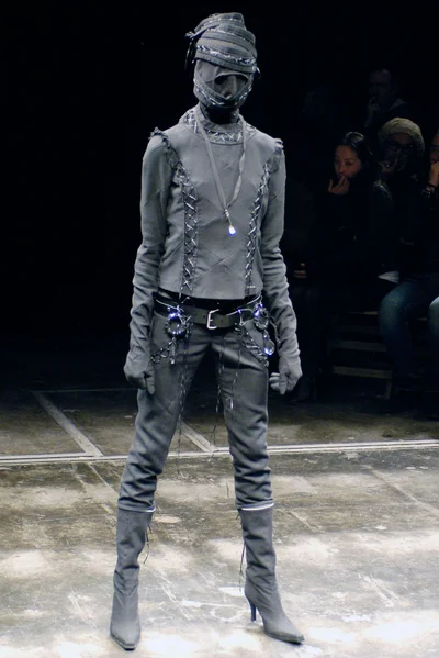 Look 12